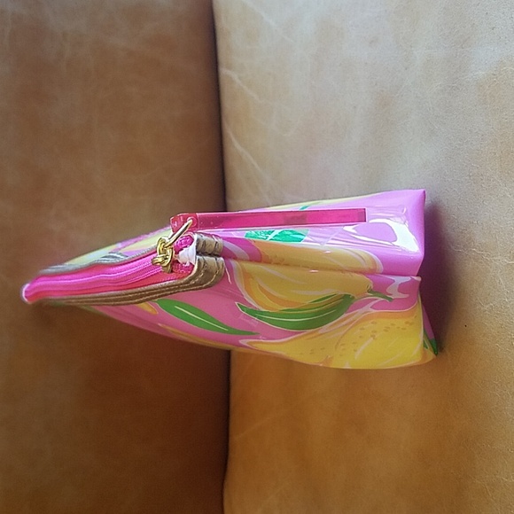 Lilly Pulitzer lemons cosmetic makeup travel clutch bag - Picture 7 of 8